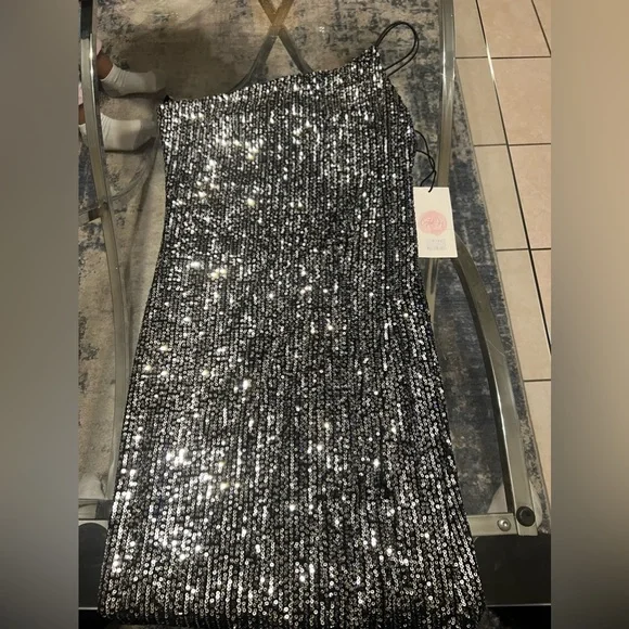 Brand new dresses. Some small some medium. - Picture 2 of 5